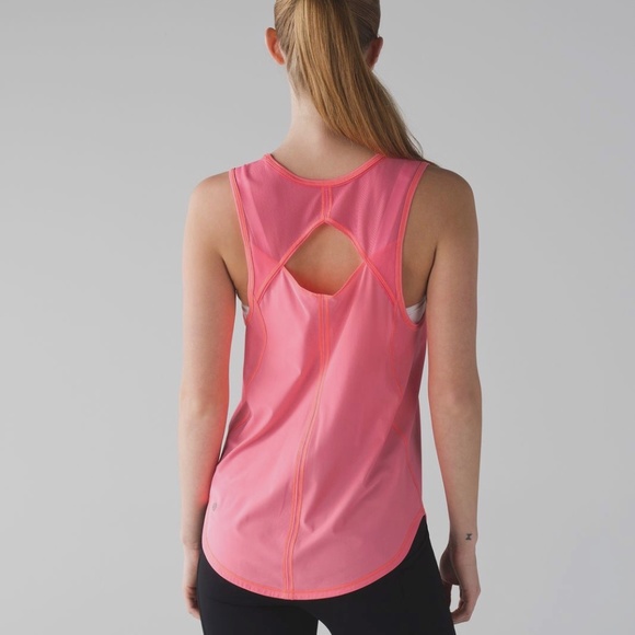lululemon athletica Tops - Lululemon Sculpt Tank Flash Light Size 4